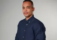 Jornalista é abordado por PMs por 'semelhança' com foragido negro