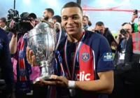 Mbappé diz adeus ao PSG com título da Copa da França