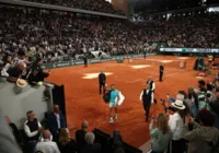 Roland Garros age contra comportamento inadequado de espectadores