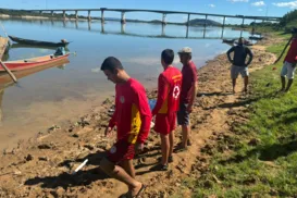Corpo de homem é resgatado embaixo de embarcação no Rio São Francisco - Imagem