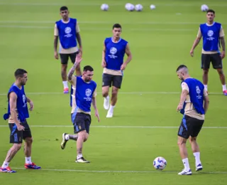 À espera de Messi, Argentina enfrenta Equador por vaga nas semis