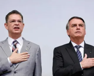 Líder do PL pede autorização a Moraes para visitar Bolsonaro