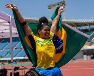 Baiana quebra recorde e garante medalha de ouro no Mundial Paralímpico
