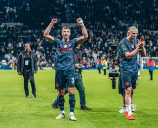 City vence Tottenham e lidera a uma rodada do fim da Premier League