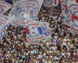 Jogador do Bahia "pede licença" para torcida e parabeniza rival