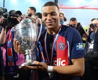 Mbappé diz adeus ao PSG com título da Copa da França