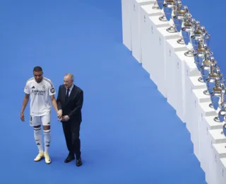 Mbappé promete 'dar a vida' ao Real Madrid durante apresentação