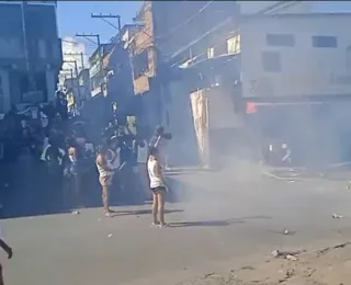 Moradores de São Marcos realizam protesto após morte no bairro; vídeo