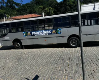 Prefeito de Mundo Novo é acusado de usar ônibus escolar para promover forró