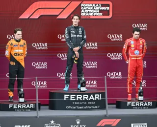 Russell vence GP da Áustria; Hamilton e Verstappen fora do pódio