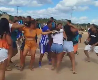 Selvageria! Futebol de várzea termina em pancadaria na BA; assista