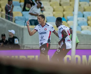 Embalado na Série A, Vitória joga pra longe chances de rebaixamento