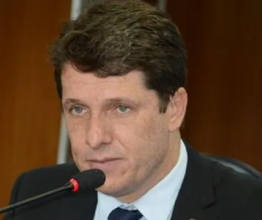 Denúncia aponta máquinas públicas de Jequié usadas em outro município - Imagem