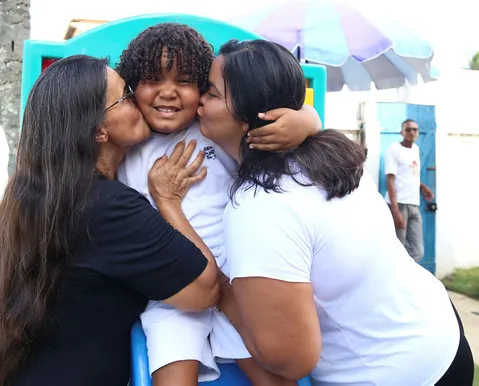 Mães iluminadas são guardiãs de filhos especiais