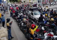 Ignorados por Colbert, mototaxistas protestam em Feira de Santana