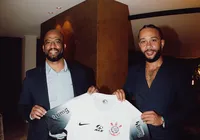 Presidente do Vitória critica Corinthians por contratar Depay: "Irresponsabilidade" imagem